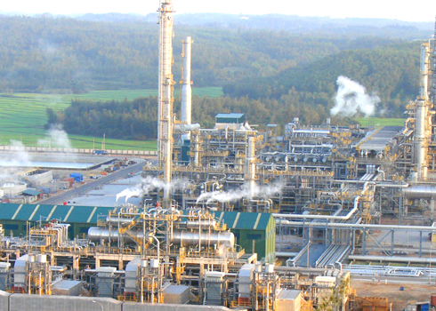 Dung Quat prevé captar 13 mil millones de dólares de inversión en 2015